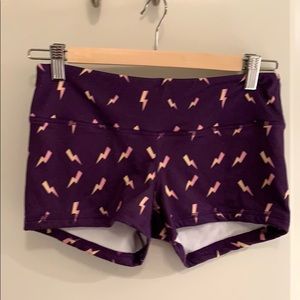 Fleo shorts size small NWOT